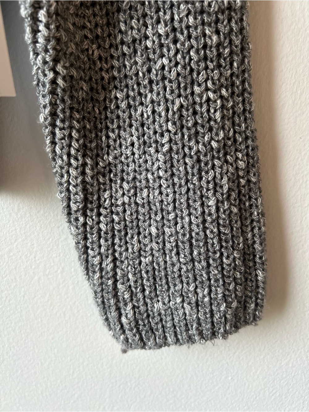STITCHES + STRIPES V-Neck Cropped Knit Sweater Gray Size S NWT Chunky Soft - Picture 6 of 9